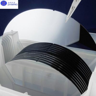 Si Wafer / Substrat 8 inç kalınlığı 675-775 μm, P/N Tipi, Yönlendirme 111, Çift / Tek taraflı cilalı