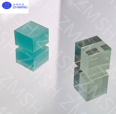 Zeytinyağı yeşil safir kaba değerli taş Sentetik 99.999% Al2O3 sertliği Mohs 9.0