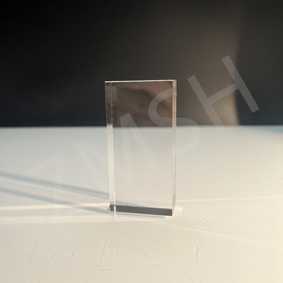 Sapphire Prism Al2O3 Ky Yöntem Lazer ve Optik İletişim Özellikler
