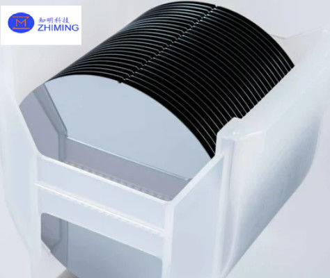 2 inçlik Silikon Wafers P tipi N tipi CZ büyüme yöntemi BOW ≤30 LED aydınlatma için