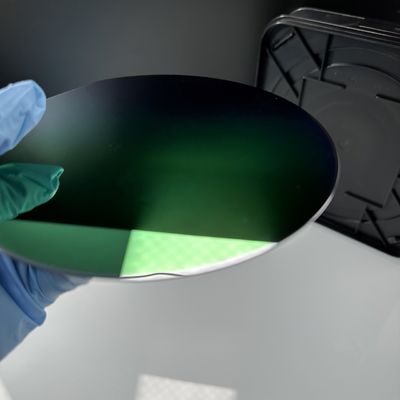 Optik İletişim Sistemi İçin Silikon Waferler Üzerindeki Büyük Kalınlıklı SiO2 Isı Oksitleri