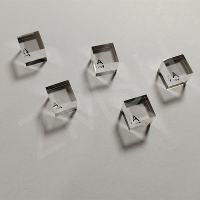 10x10x10mmt Şeffaf SiC optik lens 4H-SEMI Sertlik 9.0 özel şekil