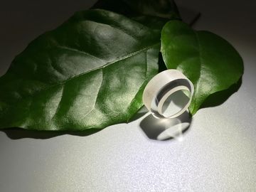 İyi fiyat Ekipman Montaj Bölümü İçin Delikli 5mm Kalınlık Özel Safir Cam çevrimiçi